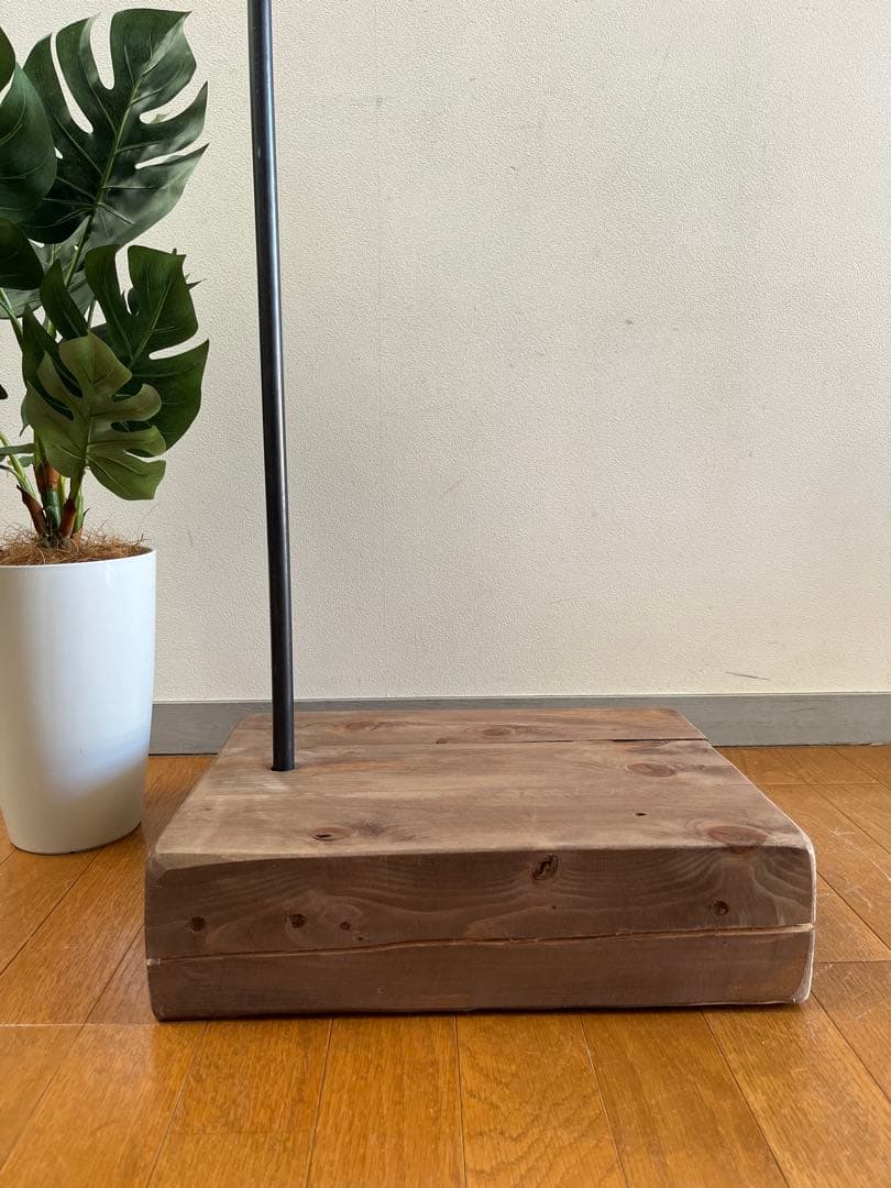 インダストリアル　アイアンコートハンガー　ヴィンテージスタイル　工業系　モダン