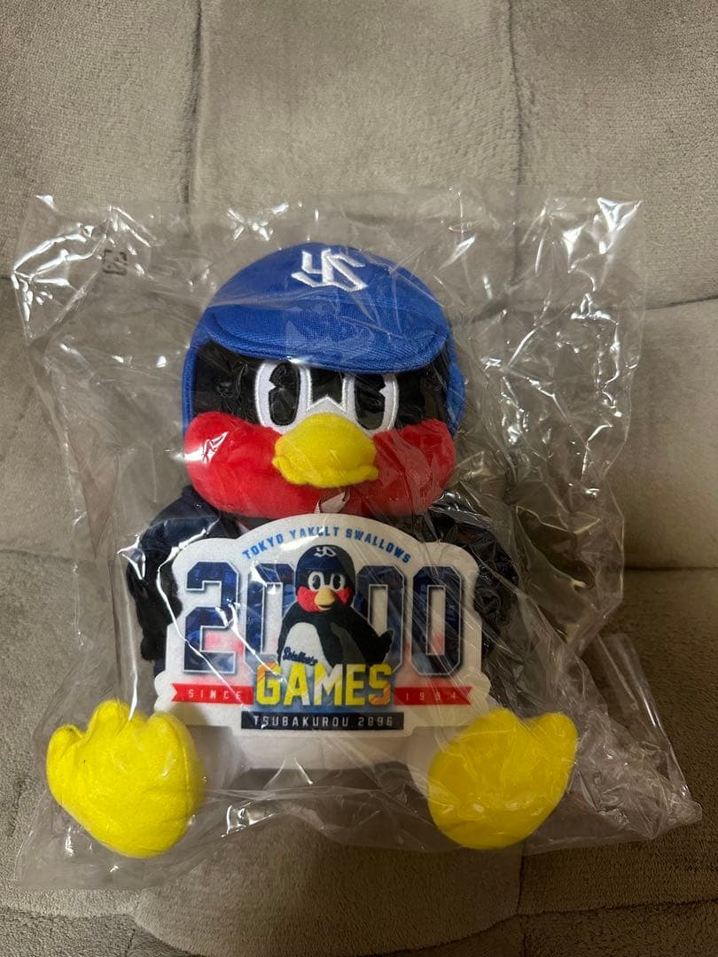 東京ヤクルトスワローズ お座りつば九郎 2000試合達成記念Ver.