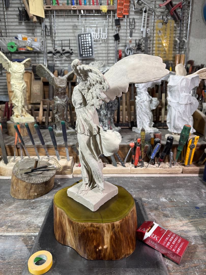 勝利の女神像 サモトラケのニケ 型製作 仕上げ塗装済み完成品 専用台座付き