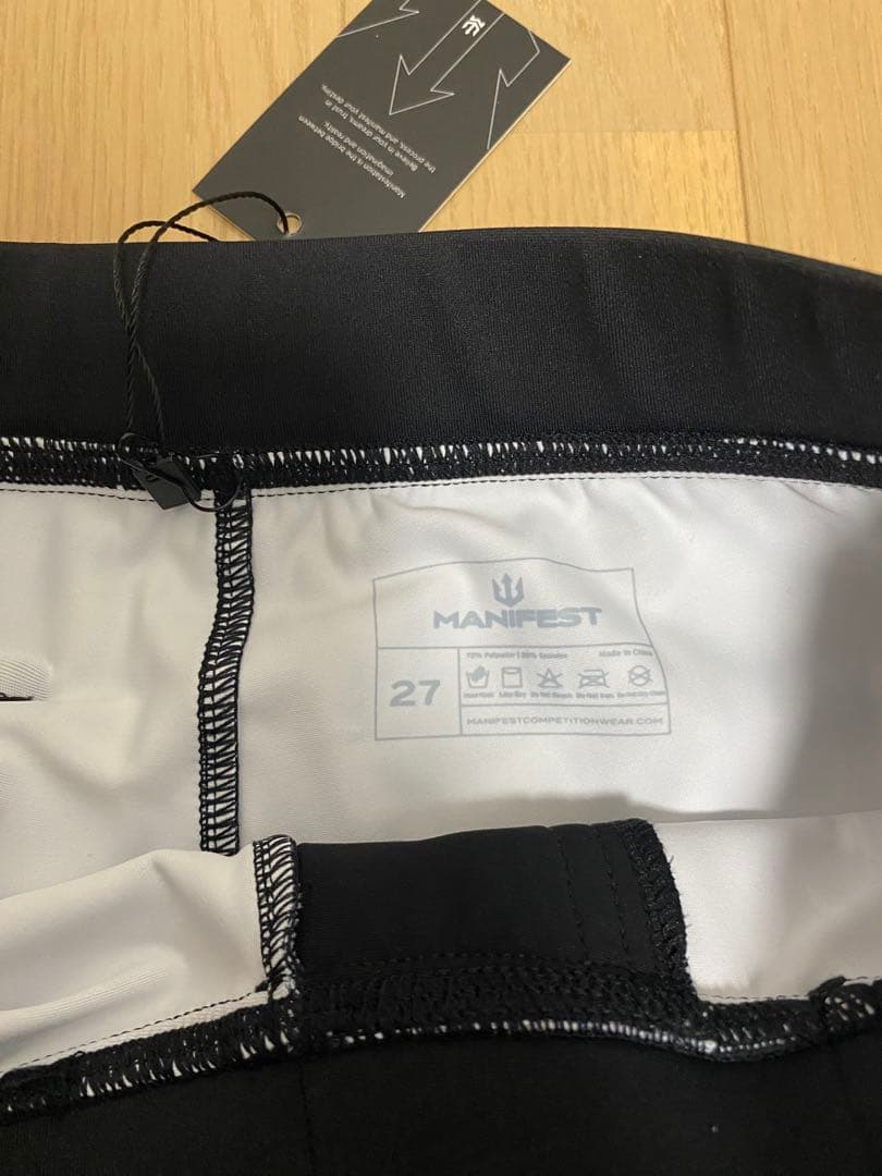 MANIFEST マニフェスト　サーフパンツ　新品未使用　27インチ