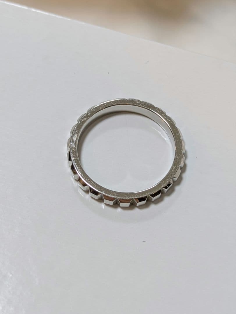 ブシュロン　クルドパリ　ミディアム　プラチナ　#50