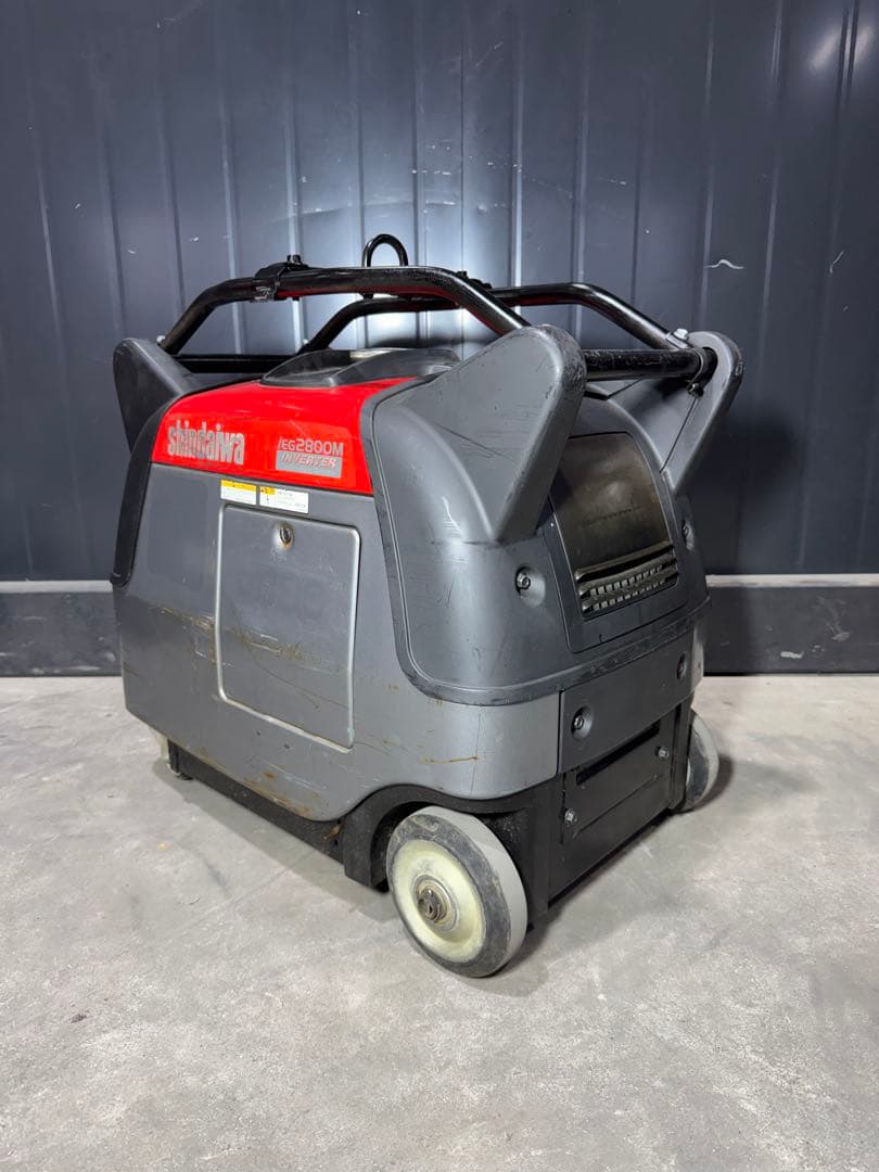 ダイワ インバーター発電機 iEG2800M 発電機ガソリンエンジン 現場