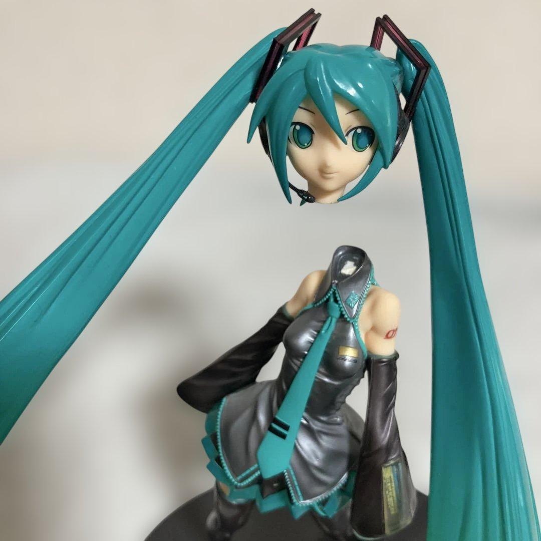 キャラクター・ボーカル・シリーズ01 初音ミク　破損あり