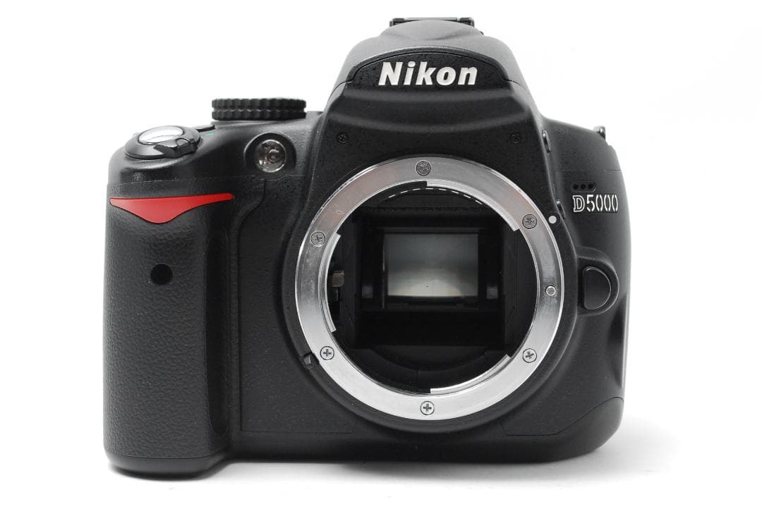 【動作確認済　安心の完動品】Nikon D5000　スマホ転送　写真も動画もOK