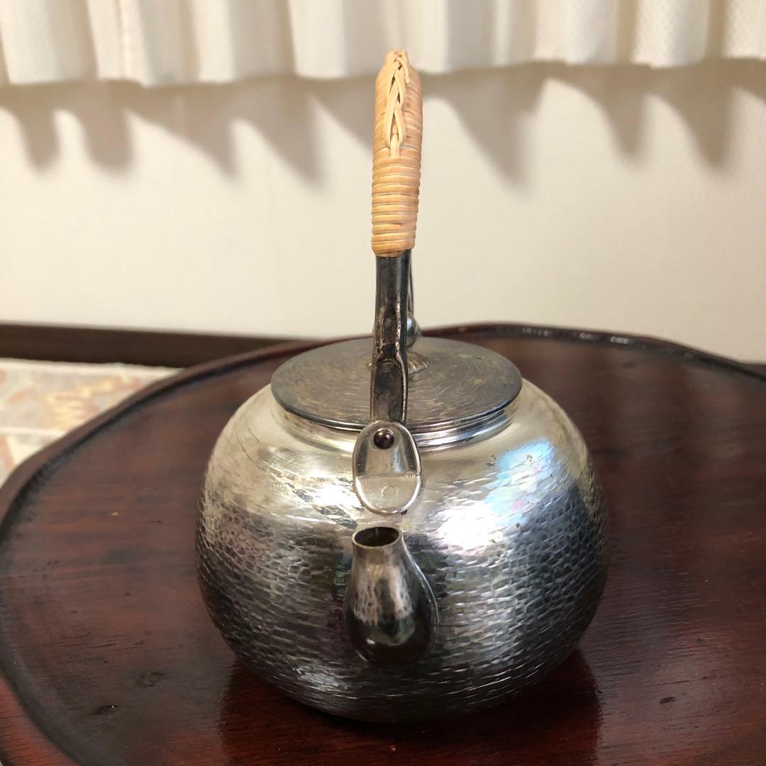 茶道具　銀瓶　銀仕上げ　丸型　750cc 専用紙箱入り　アンティーク