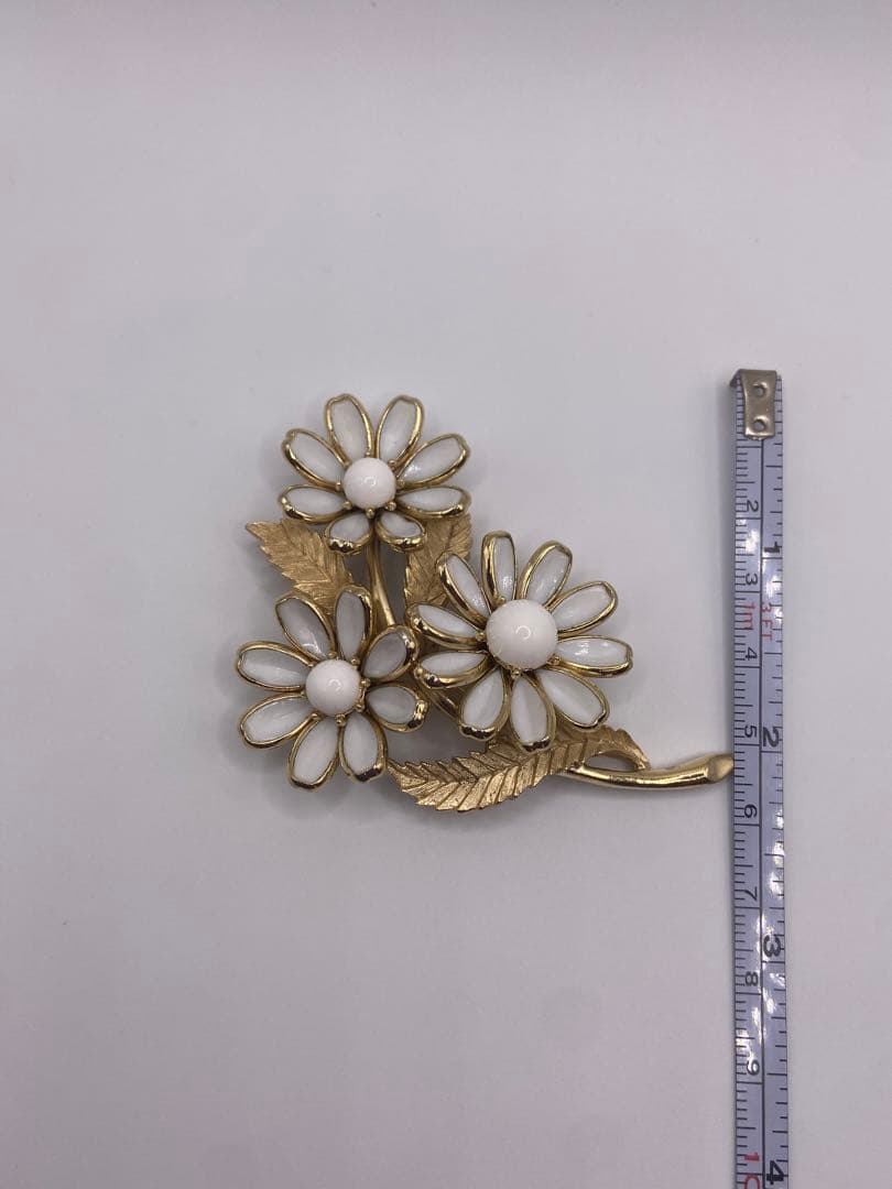 lotuscloud 2499⭐️TRIFARI トリファリ ブローチ ビンテージ