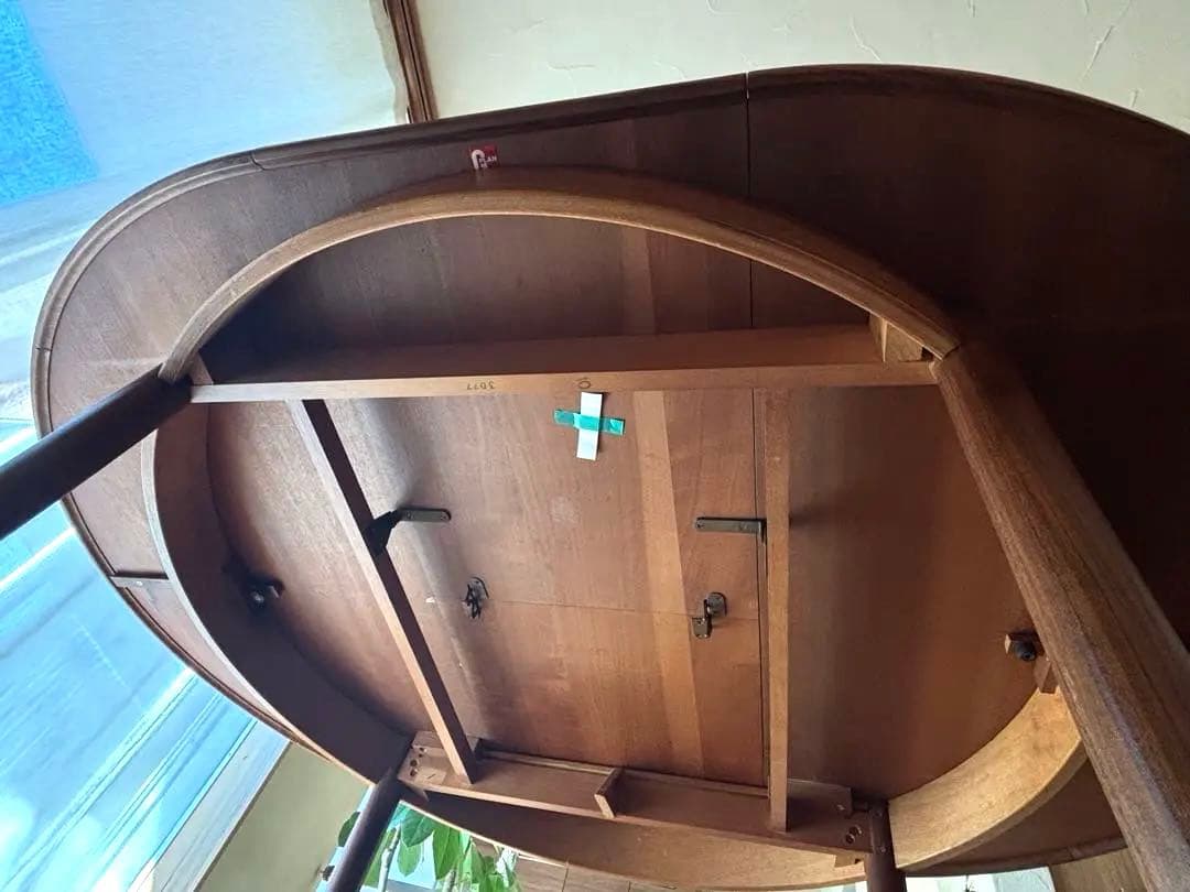 G-PLAN直径122センチ伸長式ダイニングテーブル