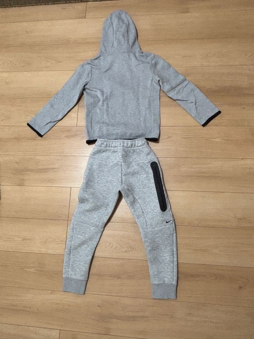 NIKE テックフリース drip