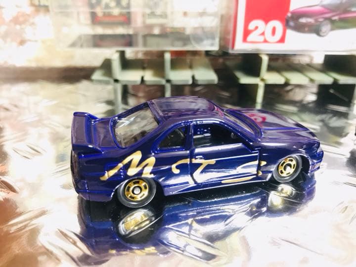 【車高短仕様特注品】トミカ ３３GT-R
