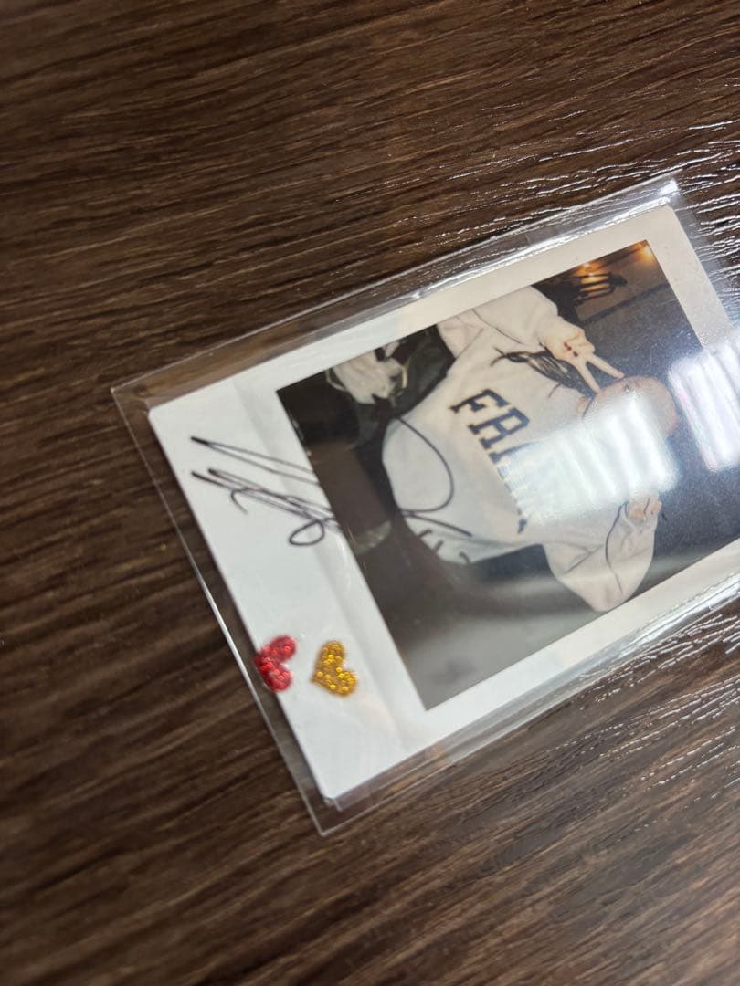 kara ハラ　サイン入りチェキ karasia