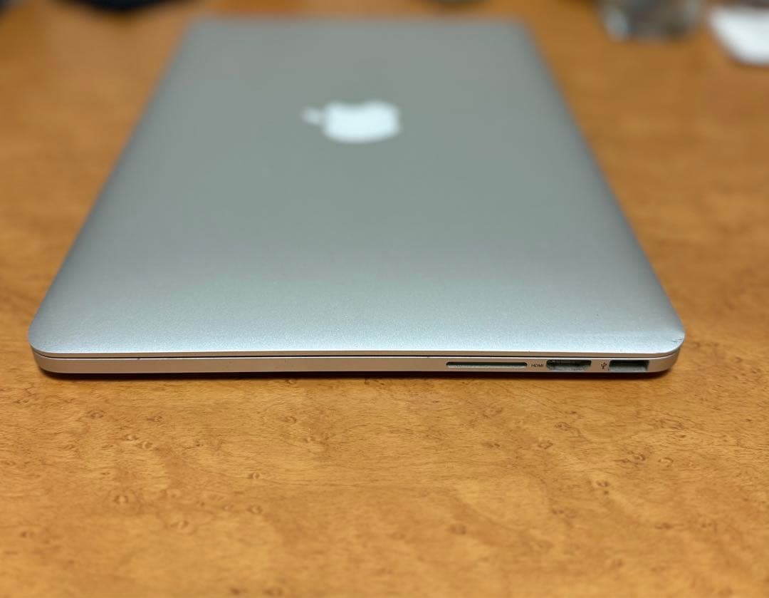 Macbook Pro 13インチ windows 11 pro