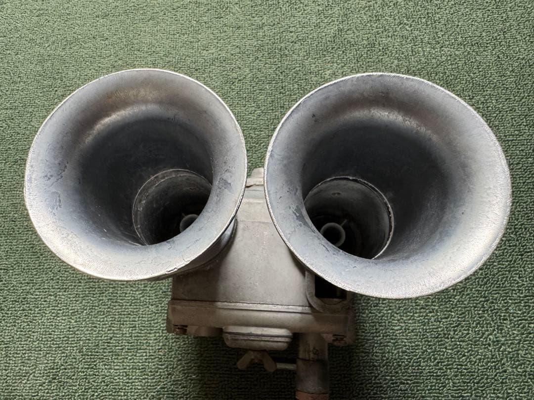 ソレックスファンネル 75mm 新品未使用品　　　　旧車　送料無料