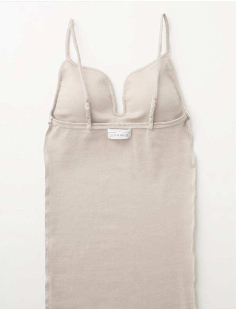 THENEWHOUSE PEONY CAMISOLE ベージュ　ブラトップ
