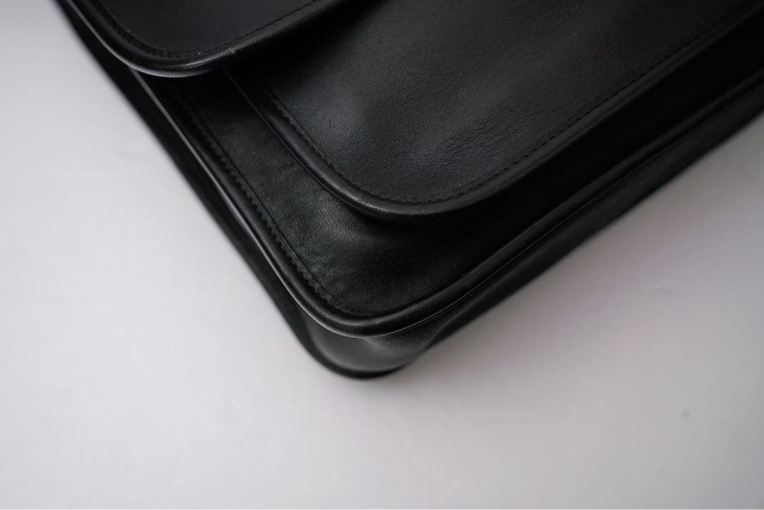 バッグ COACH Vintage Leather Black Shoulder Bag