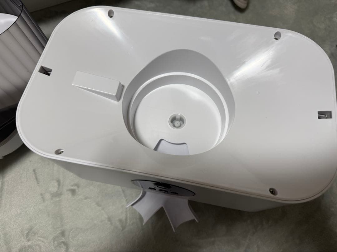 BLIXIA 自動給餌器 ステンレス製ボウル付き