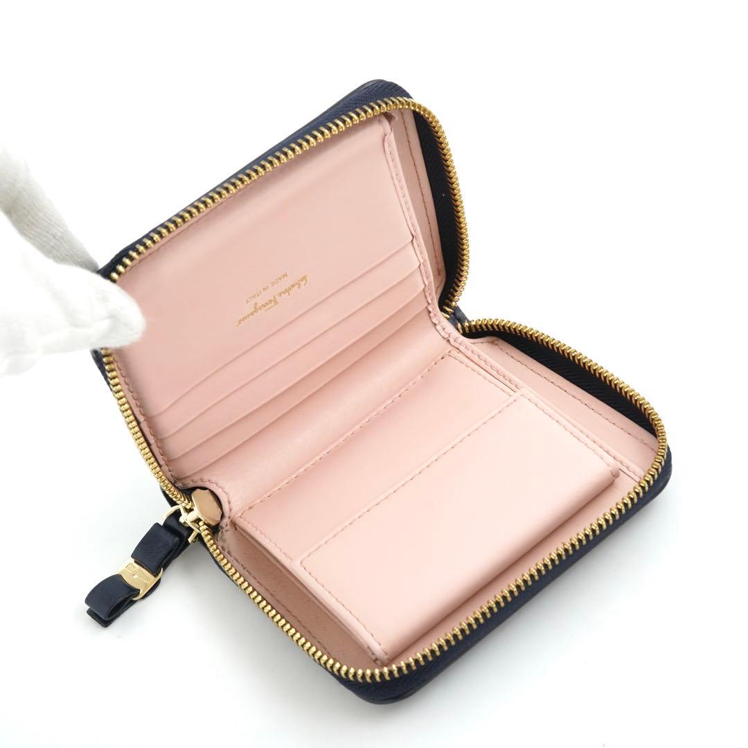 ✨未使用に近い✨　Ferragamo ミニ財布　ヴァラリボン　リボン　ピンク