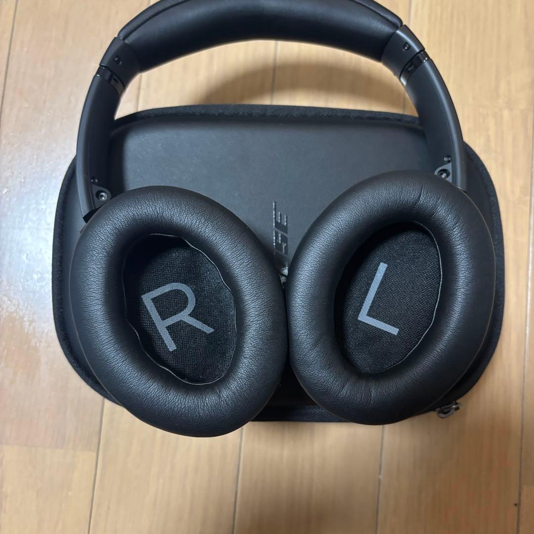 Bose QC45ワイヤレスヘッドホン キャリングケース付き