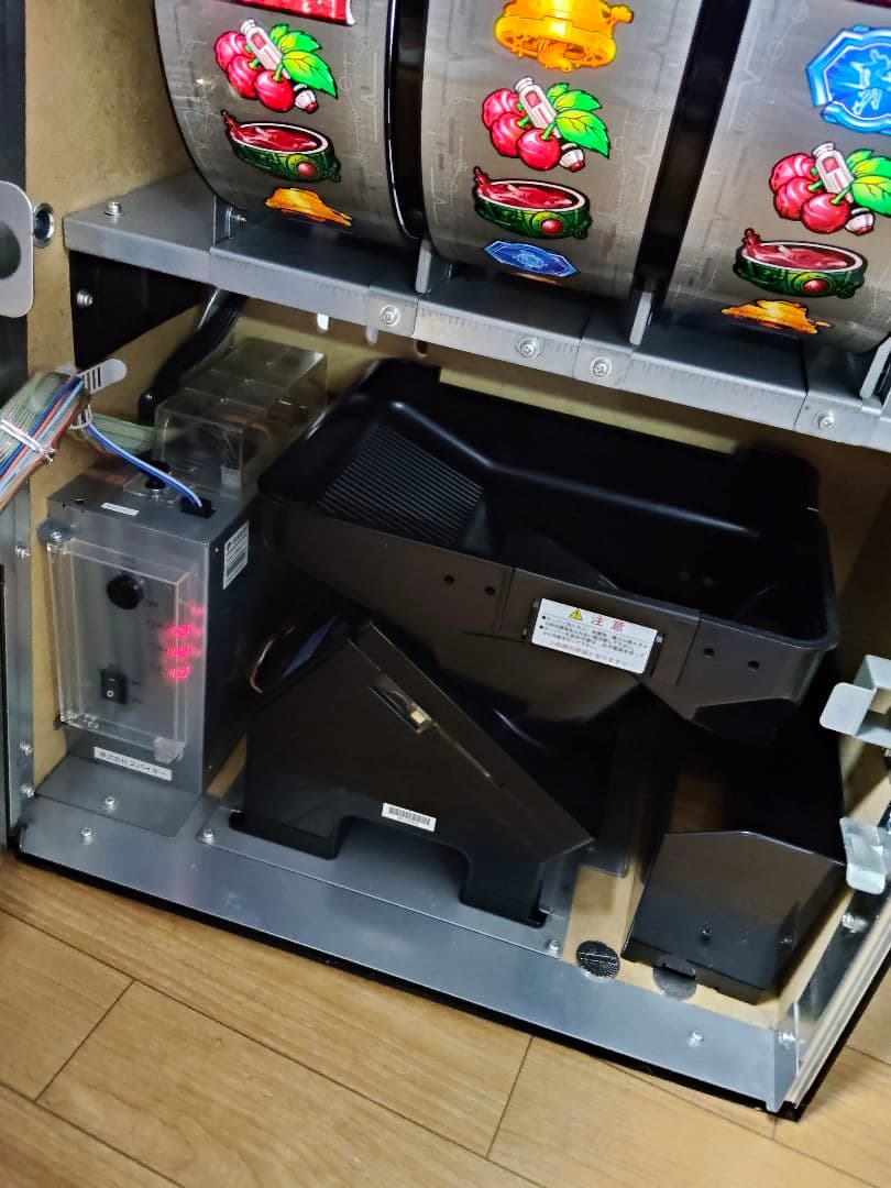 BIOHAZARD: INTO THE PANIC スロットマシン