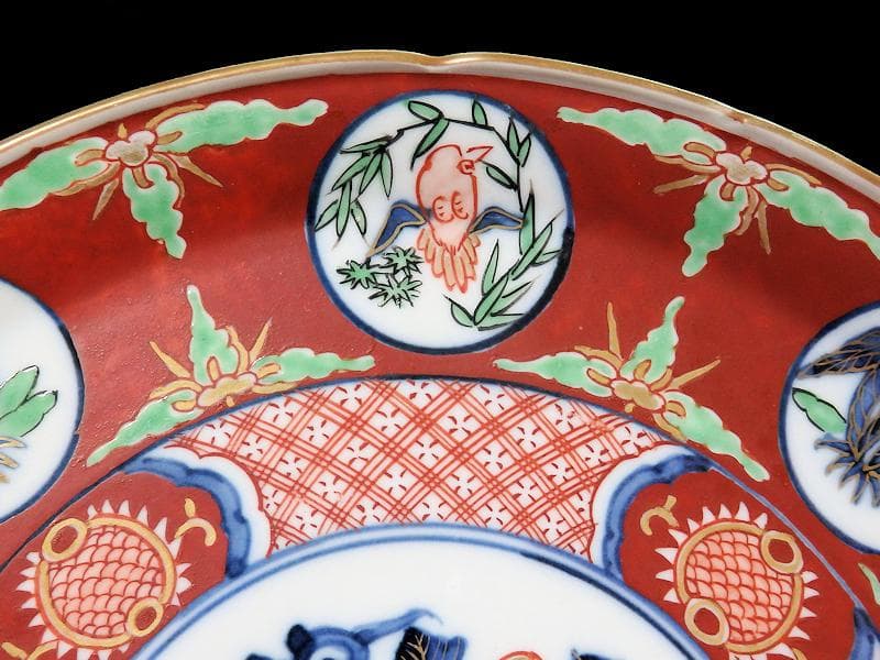 大聖寺伊万里　金襴手　丸紋に花鳥紋　牡丹の図　８寸皿　F123AS-CTd