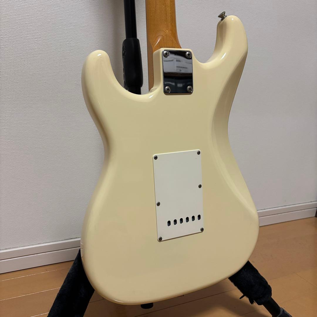 ギター Squier by Fender SST-30