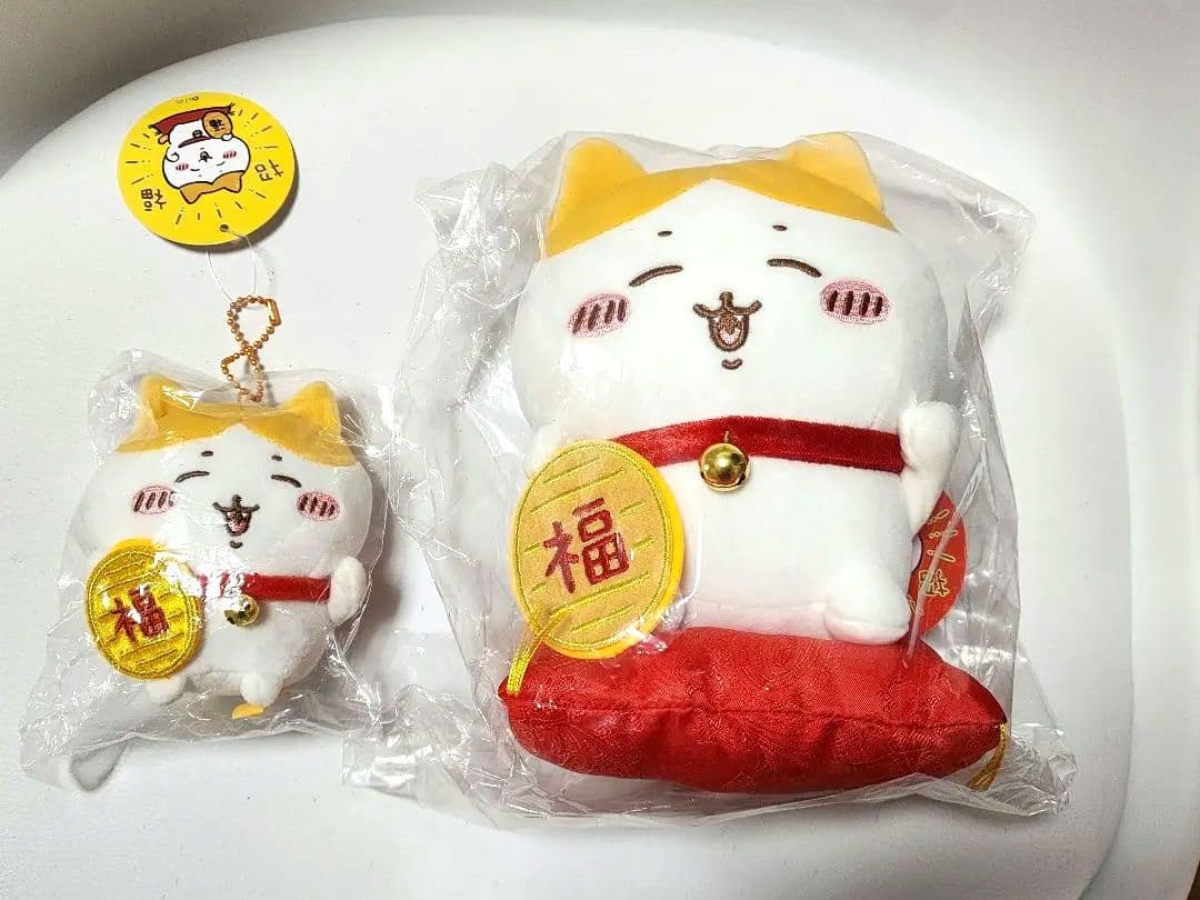 【新品未開封】ちいかわ 招福！ ハチワレ マスコット、 ぬいぐるみセット