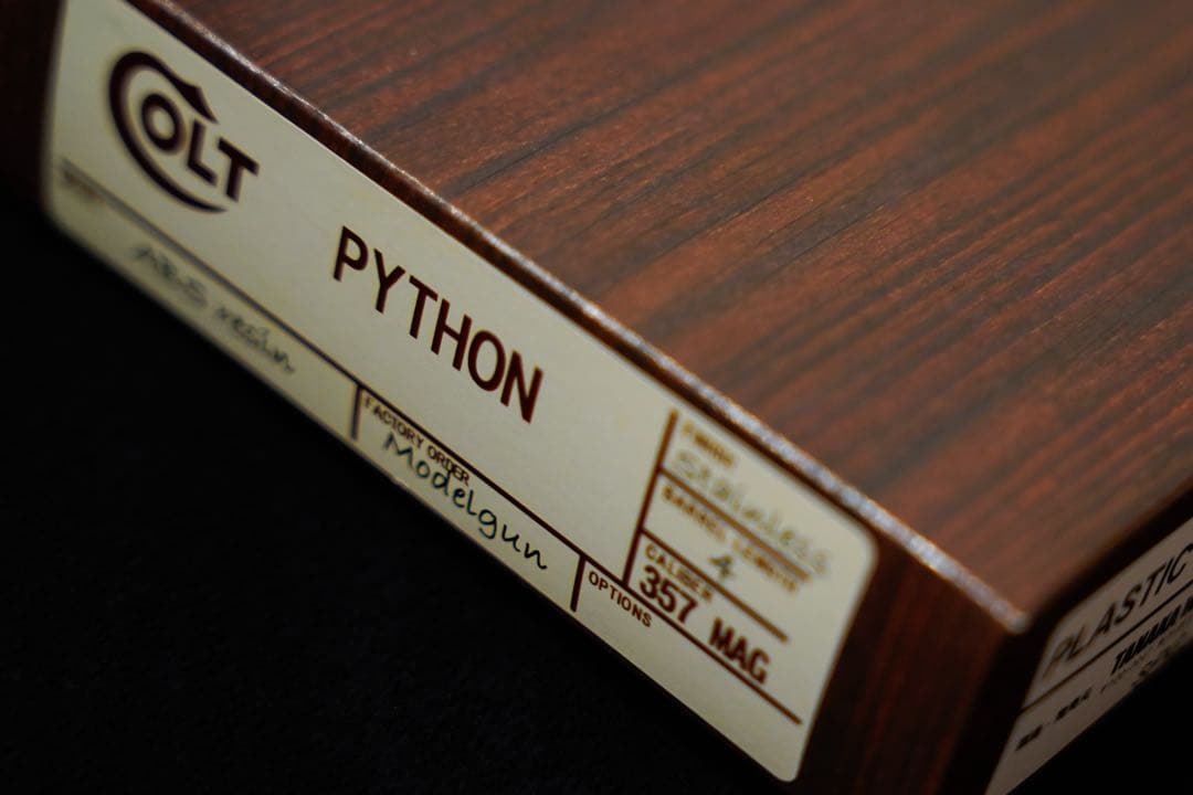 タナカコルトパイソン4インチステンレスシルバーRモデルモデルガン木製グリップ