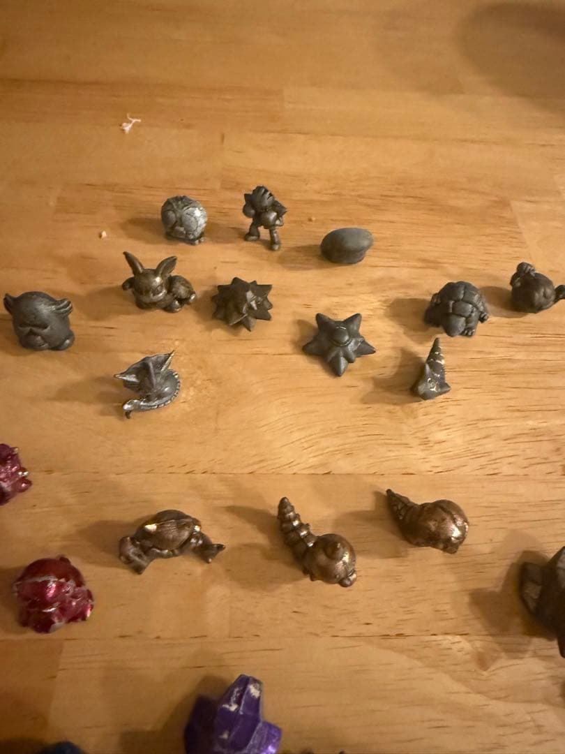 ゲームキャラクター 金属製フィギュアセット 約40体