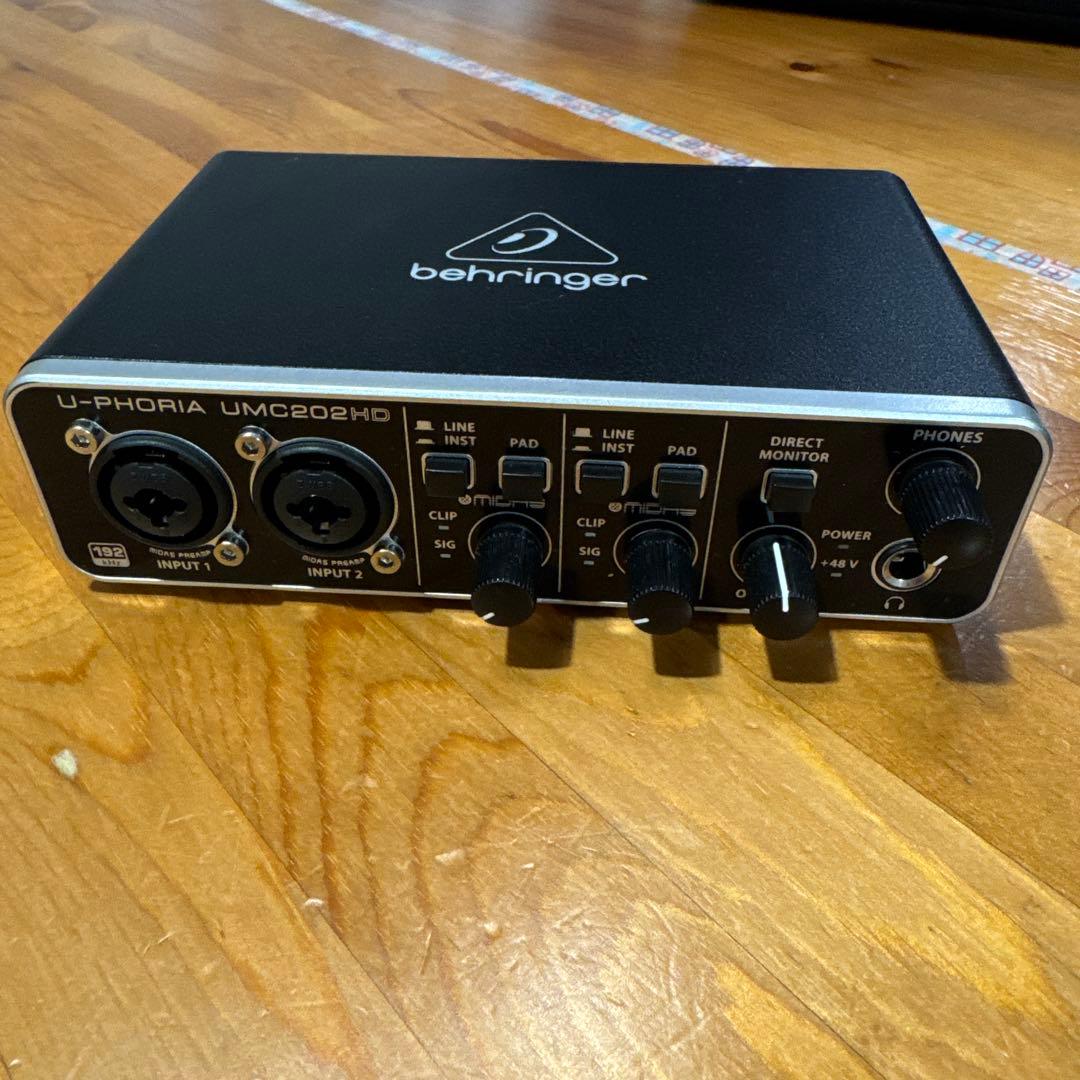 Behringer UMC202HD オーディオインターフェイス