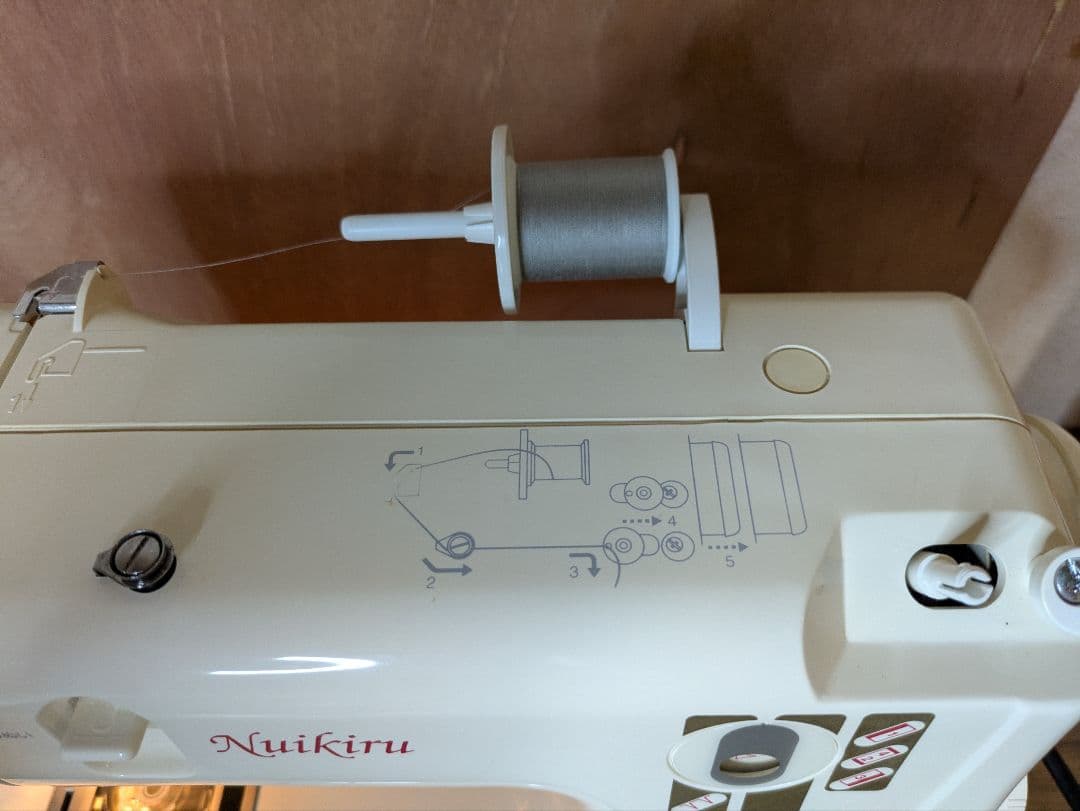 ☆大人気☆ジャノメ ロックカッター内蔵ミシン☆フットコン対応