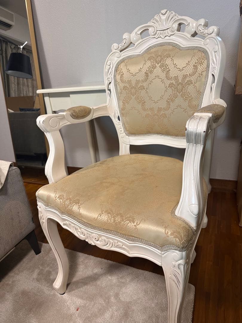 ネイルテーブル　ロココ　椅子