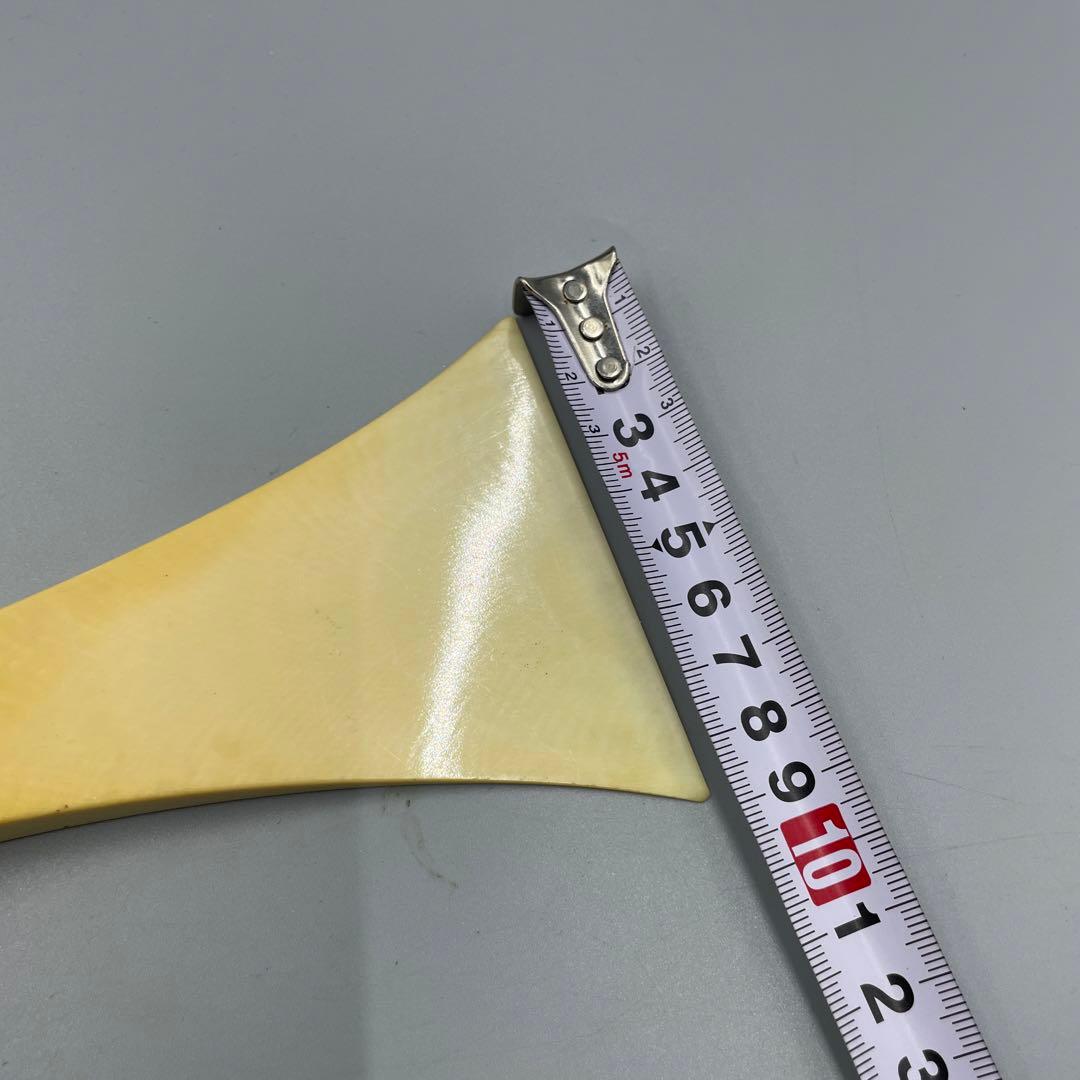 239ヴィンテージ 天然素材　三味線バチ　重さ約128g