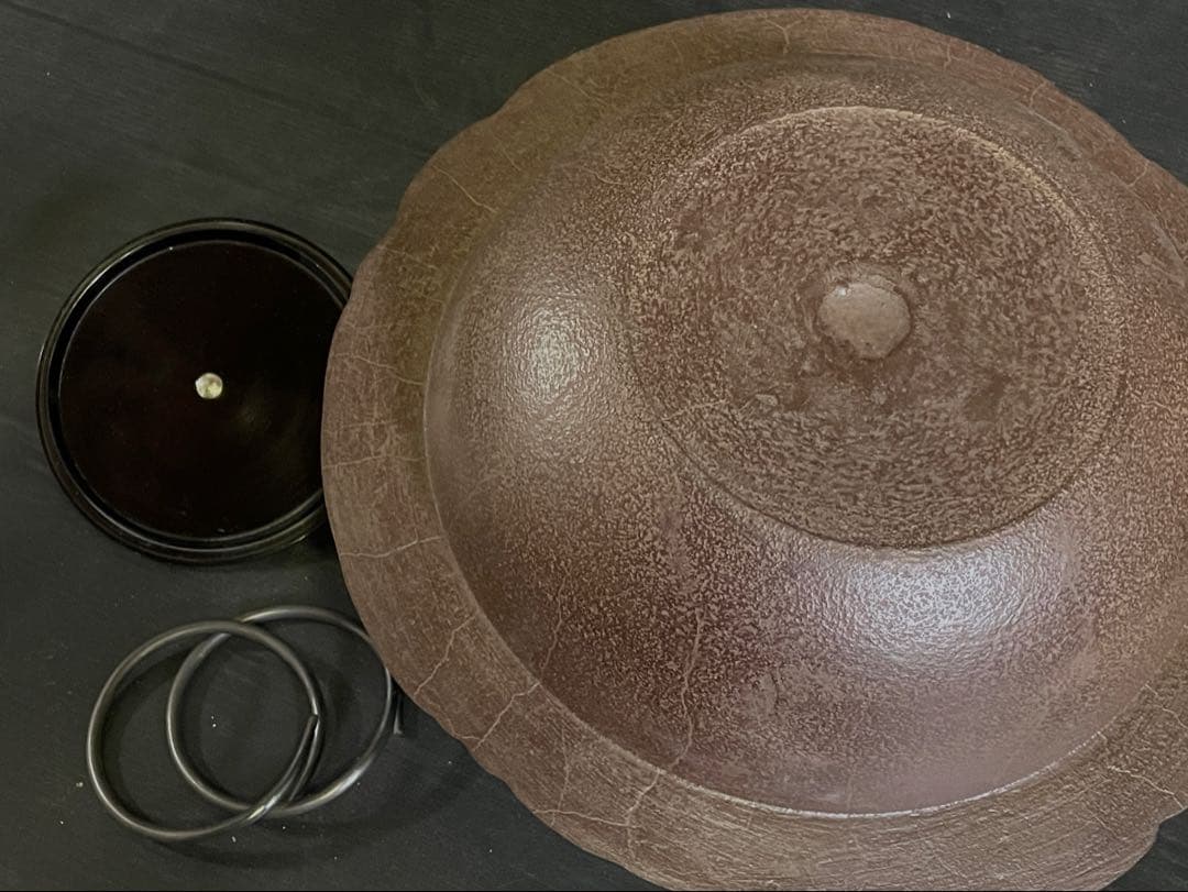 【美品】「母」 遠山霰地紋 銀摘み 透木釜 浄清 釜鐶 黄布 共箱 （20あ）