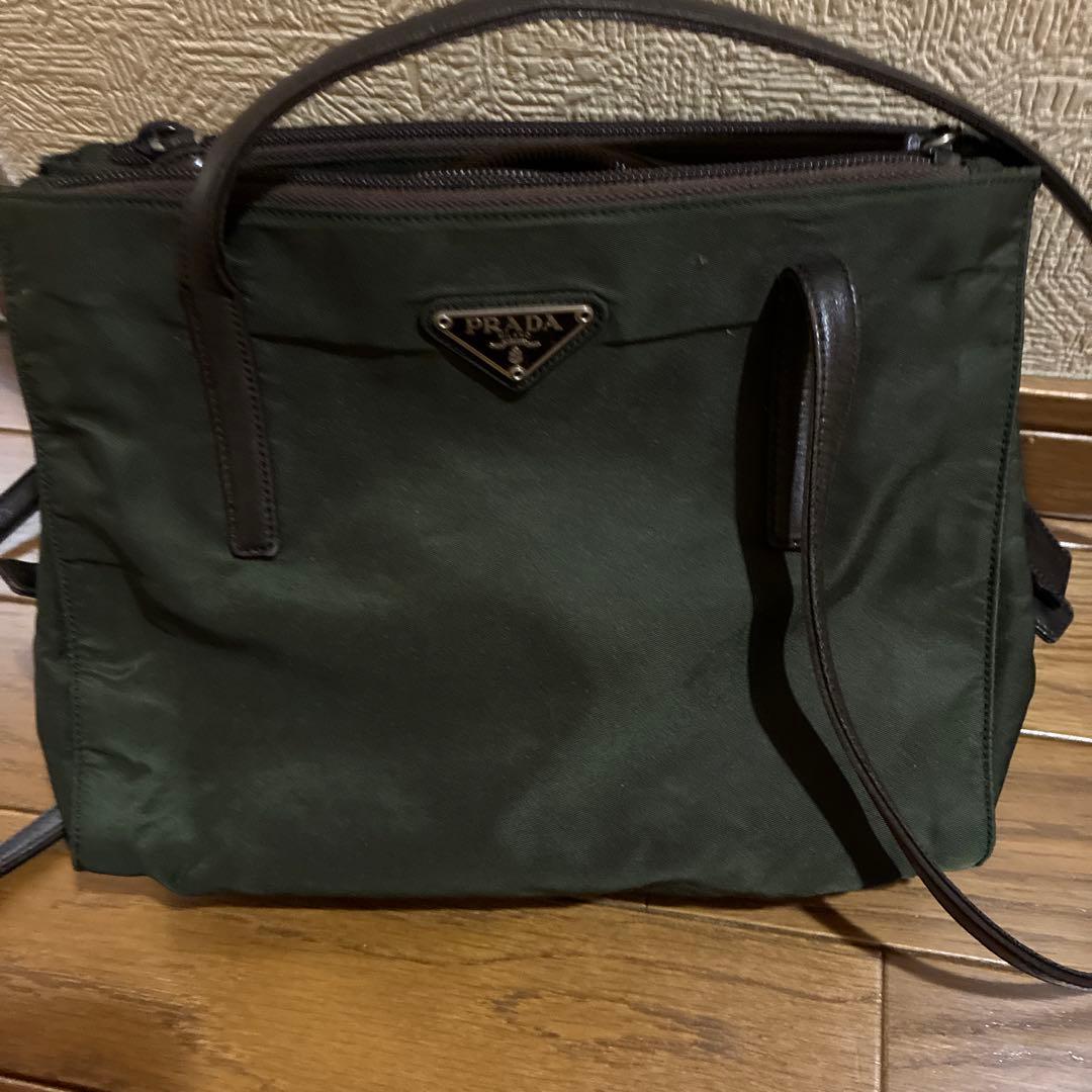 PRADA ダークグリーン ショルダーバッグ