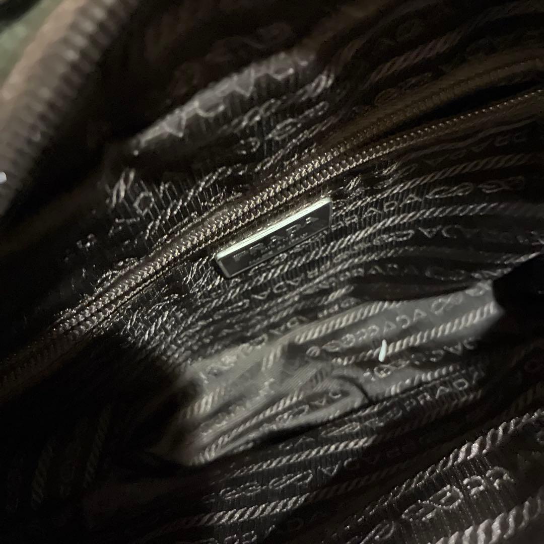 PRADA ダークグリーン ショルダーバッグ