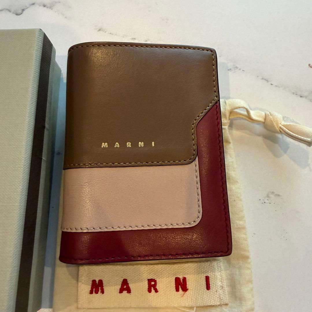 【MARNI】二つ折り財布 ミニ財布