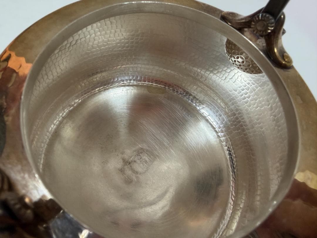 純銀製 鎚目打 丸形 三環摘 湯沸 銀瓶 煎茶道具