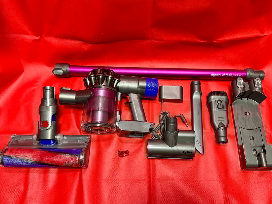 【分解洗浄済・美品】Dyson　V6　マキタバッテリー仕様　セット　SV09