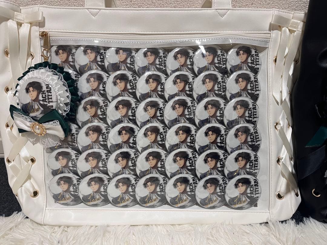 進撃の巨人 リヴァイ 缶バッジ 45枚セット