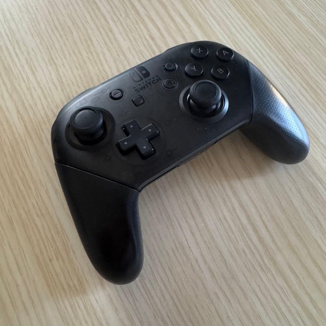 Nintendo　Switch　初代本体 充電コード 箱 プロコン 動作確認済み