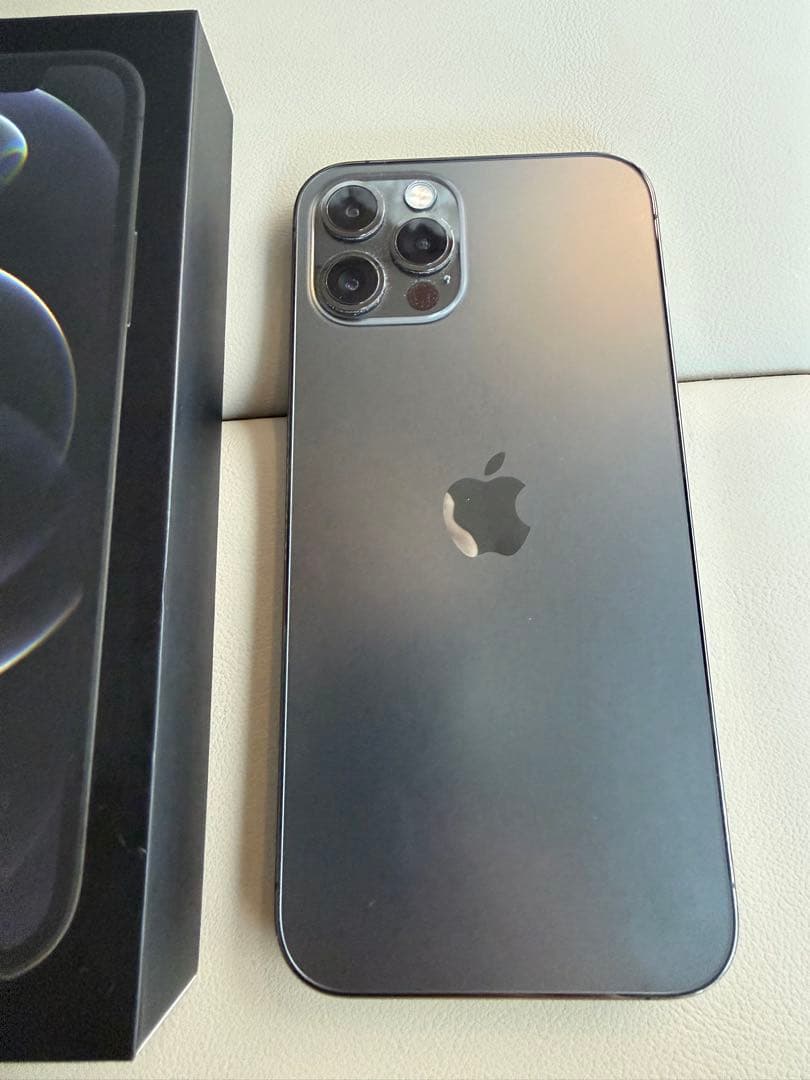 iPhone 12Pro 256GB グラファイト ボナベンチュラケース付き