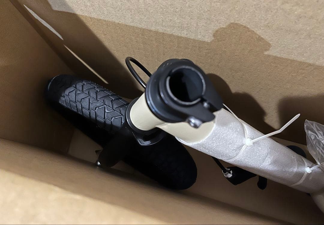 Sparkyスパーキー　キックバイク サンドベージュ