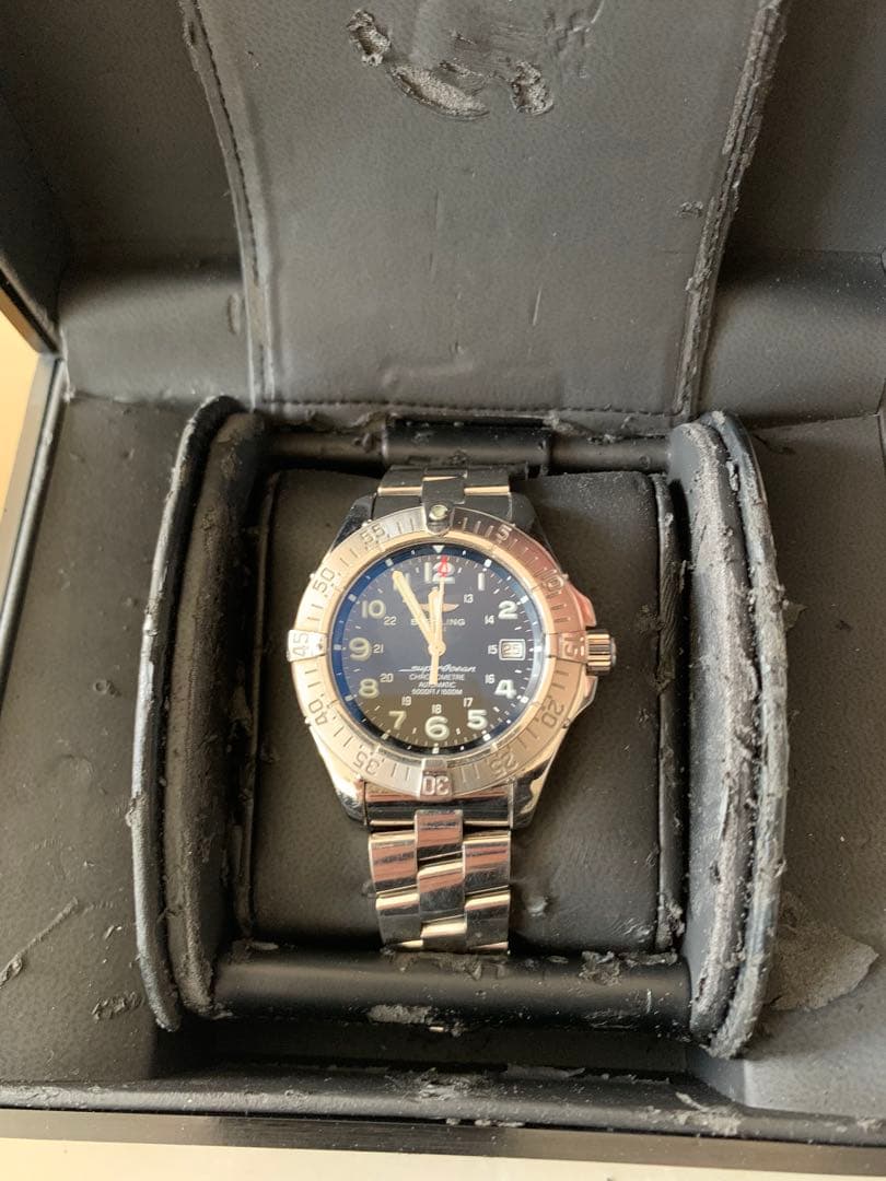 BREITLING A17360スーパーオーシャン デイト自動巻き1500m防水