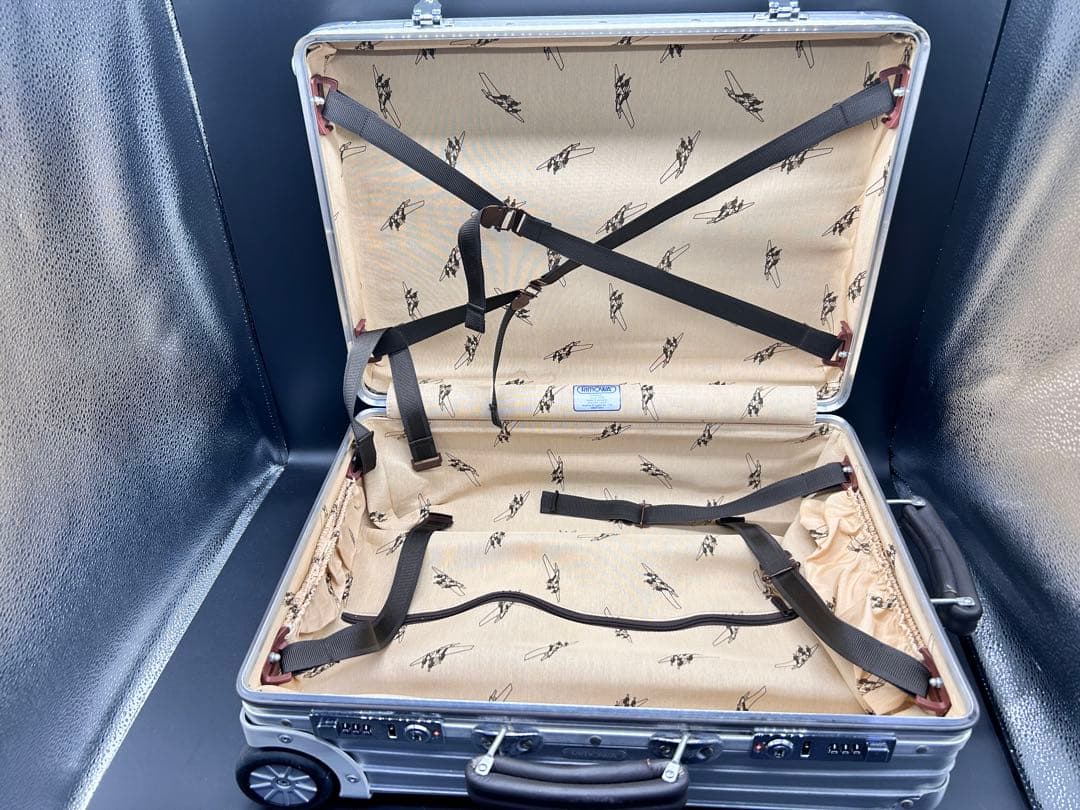RIMOWAリモワCLASSIC FLIGHT35L 型番97052002鍵なし