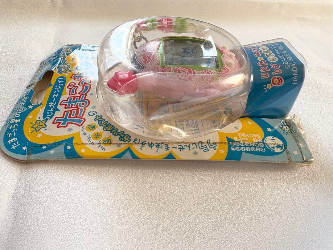 新品未開封　たまごっち　たまごっちプラス　ウラじんせーエンジョイ！　ウラばら