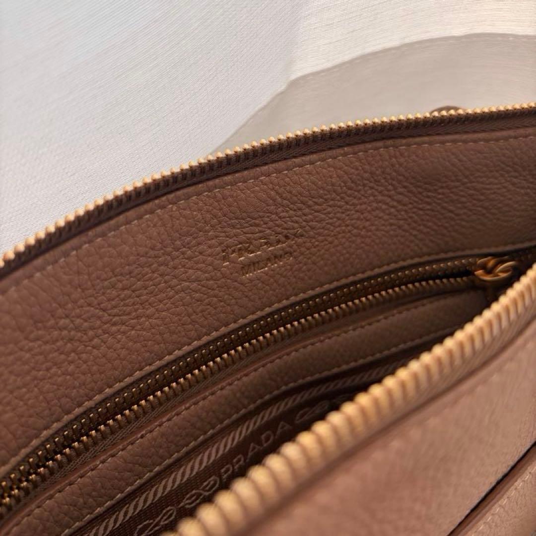 PRADA VITDAINO ヴィッテロダイノ ハンドバッグ　ショルダーバッグ