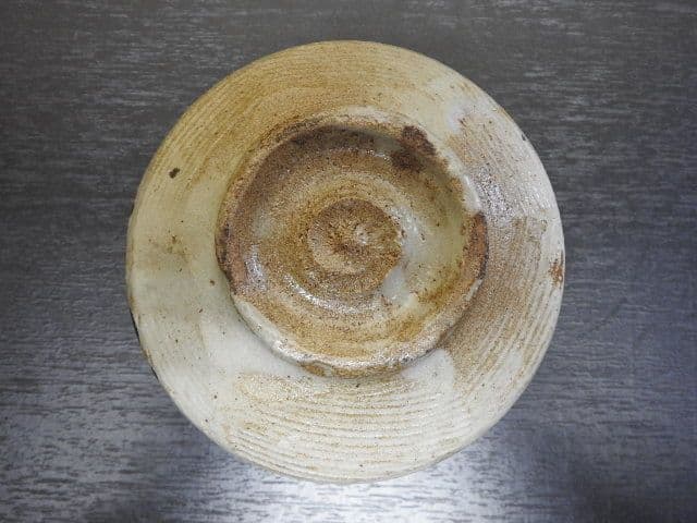 美濃唐津茶碗　加藤芳右衛門　尋牛斎箱書　共箱　MA１３８