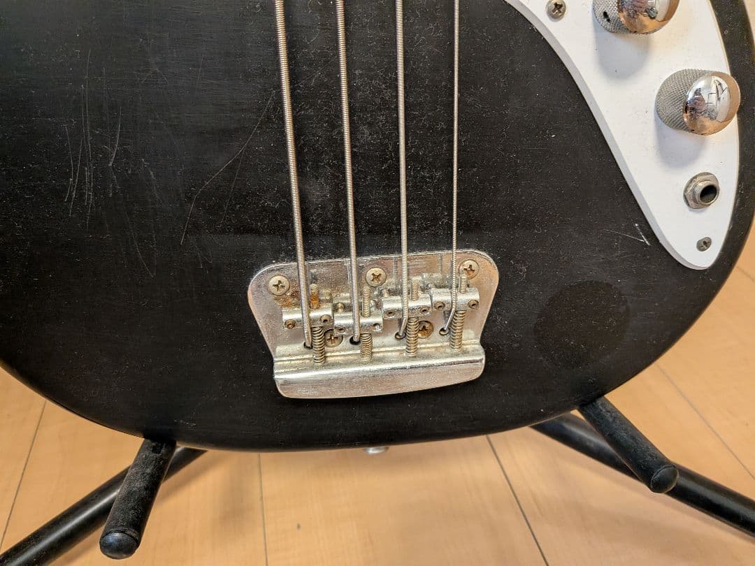 Squier Musicmaster Bass ジャンク