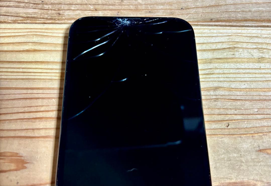 Apple iPhone 13 Pro Max グラファイト 128GB 液晶割