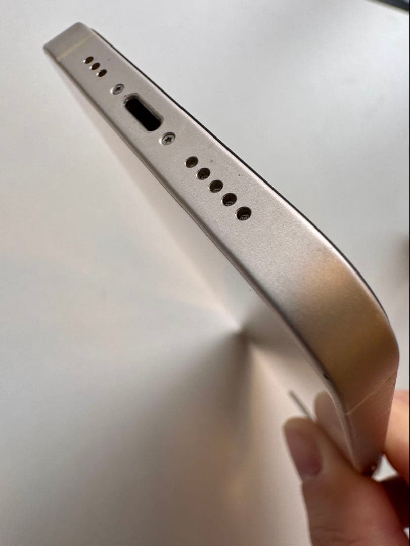 【美品】Apple iPhone 12 ホワイト バッテリー残量100%