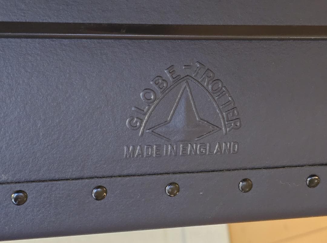 【値下げ】GLOBE-TROTTER 18インチ スリムアタッシュ（ネイビー）